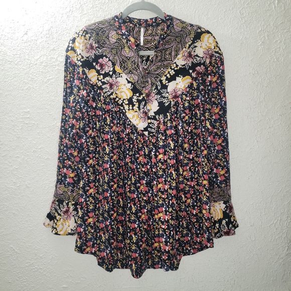 Free People Sz S Boho Multicolored Floral Henley Blouse Long Sleeve Flowy Top - Picture 1 of 9